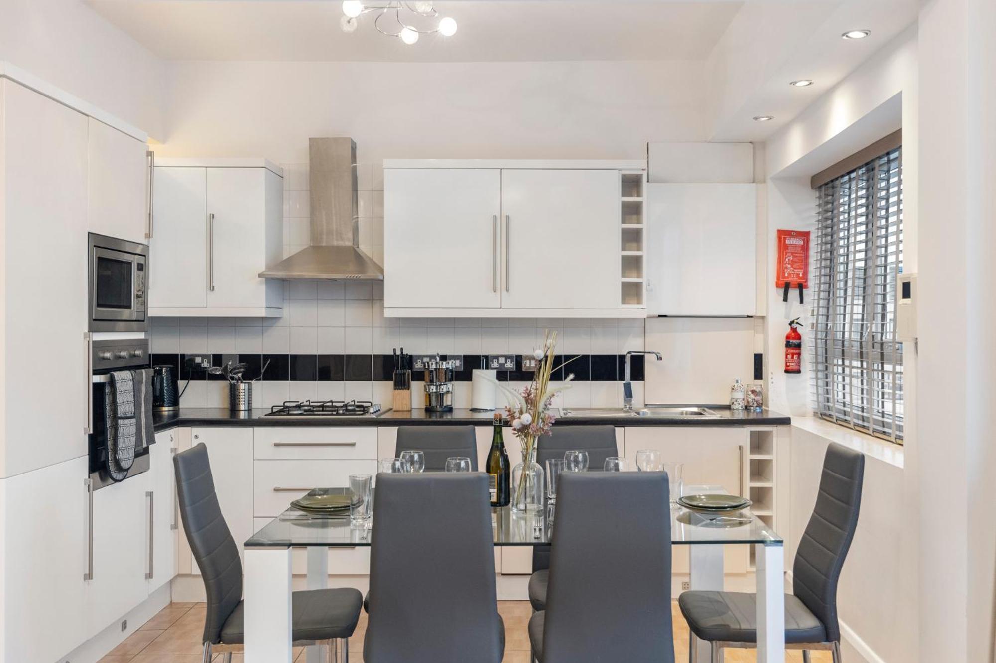 Central Located Apartment In City Of London - Farringdon Station Bagian luar foto