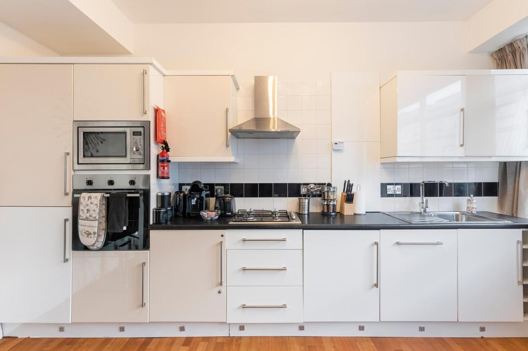 Central Located Apartment In City Of London - Farringdon Station Bagian luar foto